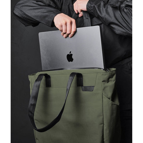 ALPAKA Metro Tote